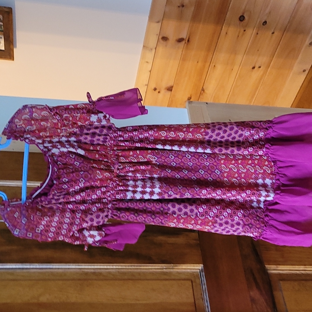 Girls dress